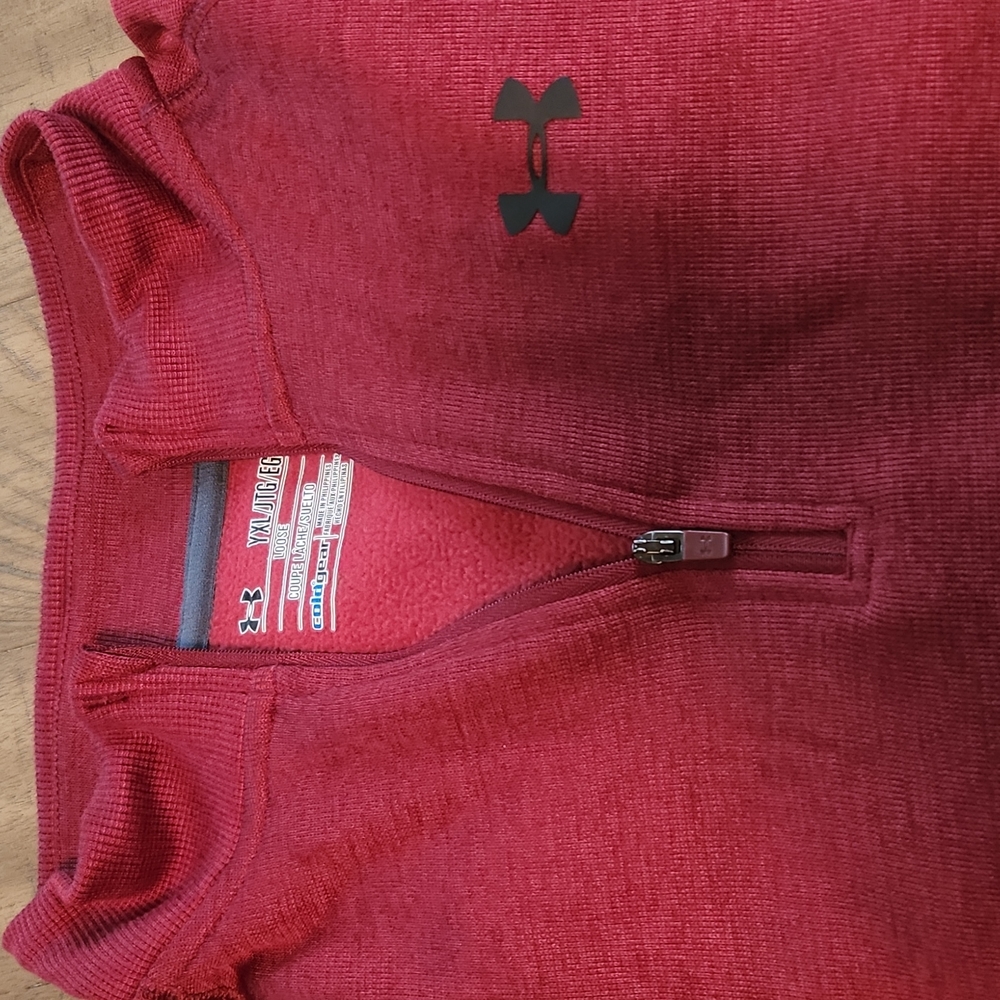 Under Armour long sleeve quarter zip